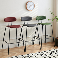 Tabouret de bar commercial chaise de bar en cuir PU cadre en métal meubles de salle à manger chaises de bar à café avec coussin confortable