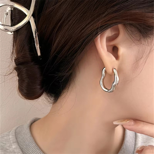 Orecchini a Cerchio in Metallo con Design Geometrico Irregolare Minimalista per Donna, Gioielli alla Moda, Regalo 2026 Semplice - Product Image 4