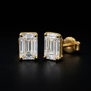 ต่างหูเพชรขาวทรงสี่เหลี่ยมมุมฉากแบบ Emerald Cut ประดับเงินแท้ 925 สำหรับผู้หญิงและเด็กผู้หญิง - Product Image 2