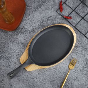 กระทะเหล็กหล่อเคลือบผิวสำเร็จรูป รูปทรงวงรี สำหรับย่าง<span class=keywords><strong>สเต็ก</strong></span>แบบทอมฮอว์ก พร้อมถาดไม้ - Product Image 6