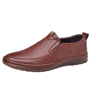 Chaussures décontractées en cuir pour hommes, à enfiler, bout rond, doublure en maille, semelle extérieure en caoutchouc antidérapante, chaussures de conduite d'été - Product Image 5