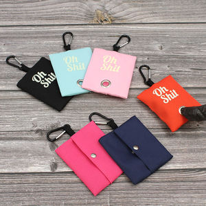 Distributeur de sacs à déjections canines « <span class=keywords><strong>Oh</strong></span> Shit » amusant, porte-sacs à déchets pour animaux de compagnie portable, accessoire léger pour animaux de compagnie pour les promenades quotidiennes et les voyages - Product Image 2