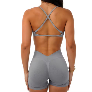 Completo <span class=keywords><strong>Sportivo</strong></span> Due Pezzi <span class=keywords><strong>Senza</strong></span> <span class=keywords><strong>Cuciture</strong></span>: <span class=keywords><strong>Reggiseno</strong></span> <span class=keywords><strong>Sportivo</strong></span> e Pantaloncini per Donna, Abbigliamento da Palestra - Product Image 1