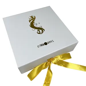 定制奢华白色折叠磁性大尺寸护肤/鞋/服装包装纸质礼品盒刚性盒包装