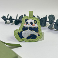 Llavero Creativo de Cuero PU Bordado con Colgante de Panda, Recuerdo, Regalo de Cumpleaños para Parejas, Bolsa para Coche