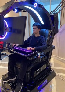 Silla de Juego Ergonómica Plegable RGB de Triple Monitor, Diseño Integrado de Cabina, Fabricada en China - Product Image 6