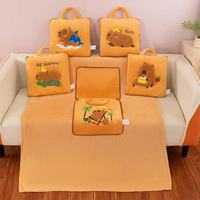 Ensemble coussin et couverture mignon en forme de capybara, couverture en peluche chaude, sac 2 en 1, couverture portable pour voiture, couverture de bureau, couverture multifonctionnelle pour dormir, cadeau de Noël