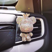 Diffuseur de parfum pour voiture en forme d'ours en cristal, désodorisant d'habitacle, décoration créative en diamant, accessoires d'aromathérapie