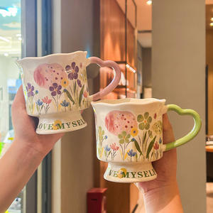 Taza de Café de Cerámica de Alta Gama con Diseño Floral, Apta para Microondas y Lavavajillas, Reutilizable, para Regalos y Ocasiones, Uso Doméstico - Product Image 2