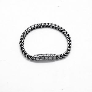 Pulsera de Cadena de Acero Inoxidable con Cierre de Barril Texturizado, Resistente al Deslustre, Impermeable, Joyería para Hombre, Uso Diario - Product Image 5