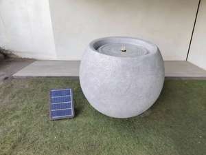 <span class=keywords><strong>Fontaine</strong></span> sphérique <span class=keywords><strong>solaire</strong></span>, <span class=keywords><strong>fontaine</strong></span> extérieure en résine avec panneau <span class=keywords><strong>solaire</strong></span> pour la décoration de jardin, patio et cour - Product Image 2