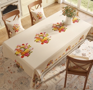 Hoogwaardig polyester tafelkleed met bloemenprint, olie- en waterdicht, milieuvriendelijk, uitstekend geschikt voor thuisdiners, vierkant. - Product Image 3