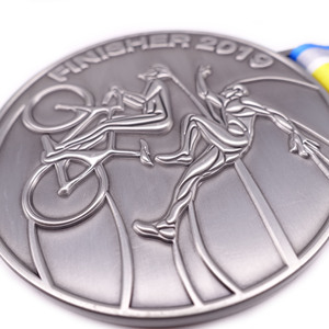 기념품 저렴한 맞춤 메달 경쟁 3d 러닝 디자인 제조업체 중국 세인트 베네딕트 메달 - Product Image 3