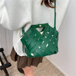 <span class=keywords><strong>Sac</strong></span> à bandoulière pour femme en <span class=keywords><strong>cuir</strong></span> PU de haute qualité, <span class=keywords><strong>sac</strong></span> à <span class=keywords><strong>main</strong></span> hexagonal personnalisé, <span class=keywords><strong>sac</strong></span> à bandoulière pour femme de luxe - Product Image 3