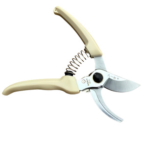 กรรไกรตัดแต่งกิ่งไม้ Mountain Vine Bypass รุ่น S130 สแตนเลส ขนาด 20-30 มม. สำหรับกิ่งผลไม้ ดอกไม้ และเครื่องมือทำสวน - Product Image 5