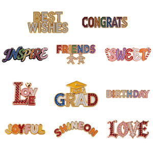 Pins en émail professionnels avec message <span class=keywords><strong>de</strong></span> bénédiction, badges inspirants en strass sur le thème <span class=keywords><strong>de</strong></span> l'amour, pins pour <span class=keywords><strong>la</strong></span> remise des diplômes, les anniversaires et l'amitié, pour cadeaux et décoration - Product Image 5