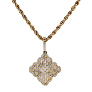 Collier pendentif Richpower Hip Hop entièrement serti de zircons, croix plaquée or 18 carats en laiton, avec zircons givrés effet éclat de diamant - Product Image 2