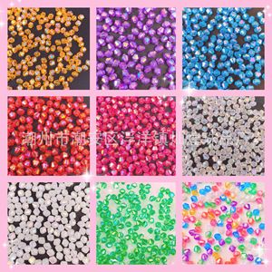 Cuentas acrílicas iridiscentes de 4 mm con forma de diamante de doble punta, color AB, para la fabricación de joyas y accesorios DIY. - Product Image 1