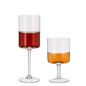 <span class=keywords><strong>Calici</strong></span> in Cristallo Soffiato a Mano con Logo Personalizzato per Vino Bianco e Rosso, Ideali come <span class=keywords><strong>Bomboniere</strong></span> - Product Image 1