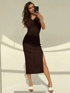 Abito Estivo da Donna, Vestibilità Slim, Design con Vita Stretta, Spacco Laterale, Stile Elegante, Disponibile in Marrone dalla Taglia S alla XL, Vendita all'Ingrosso - Product Image 6