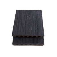 Schwarze Co-Extrusions-WPC-Terrassendielen Moderne Ipe-Dielen mit Dicker Schutzschicht 6 Löcher 3D-Holzmaserung Rutschfest Ineinandergreifend Umweltfreundlich