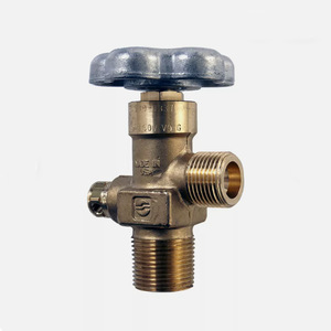 Vannes de bouteilles d'oxygène CGA540 et CGA580 ; Vannes de bouteilles de CO2 CGA320 ; soufflets de collecteur. - Product Image 1