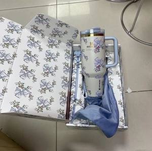 Vaso Térmico de 40oz de la Marca Compartida Stan's Love Garden, Nuevo Vaso Térmico de 40oz Estilo Transfronterizo con Diseño Big Mac Ice para Electrónica de Consumo - Product Image 4