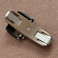 Nouvelle boucle de montre papillon en acier inoxydable 2026, finition polie exquise, boucle de remplacement pour montres de sport