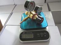 Régulateur de pression d'acétylène en laiton miniature de type américain avec une pression d'entrée maximale de 20 bars
