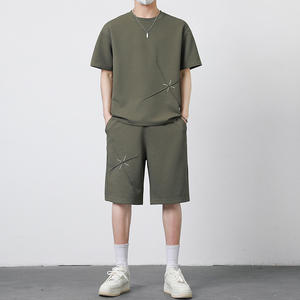 Traje informal personalizado con logotipo para hombre, traje de verano con efecto refrescante, camiseta de manga corta, conjunto deportivo moderno y atractivo. - Product Image 3