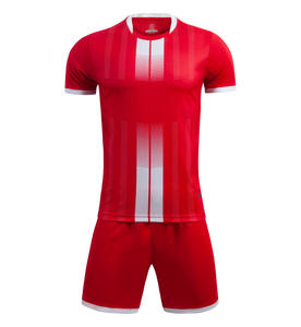 Maillots d'équipe personnalisés de vêtements de sport de football pour hommes et femmes Impression par sublimation personnalisée Nom de l'équipe de club vierge Service OEM disponible - Product Image 3
