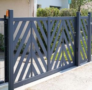Porte coulissante moderne simple et automatique <span class=keywords><strong>en</strong></span> aluminium pour l'extérieur Conception avant Installation facile Cadre métallique <span class=keywords><strong>en</strong></span> vente - Product Image 5