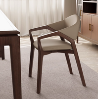 Chaise de salle à manger en bois de frêne massif de style nordique, avec accoudoirs, design simple et moderne, adaptée pour les restaurants et les hôtels