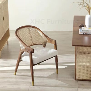 Sillón <span class=keywords><strong>de</strong></span> Mimbre <span class=keywords><strong>de</strong></span> Madera Maciza <span class=keywords><strong>de</strong></span> Lujo, Tapizado en Cuero Sintético, Silla <span class=keywords><strong>para</strong></span> Restaurante, <span class=keywords><strong>Comedor</strong></span>, Cafetería - Product Image 2