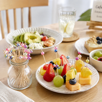 Groothandel wegwerp decoratieve bamboe fruitprikkers kunsttandenstokers voor cocktail sandwiches fruit feestdecoratie