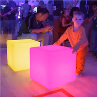 Cube lumineux de 20 cm et 50 cm pour meubles de patio extérieur, chaise cube LED rechargeable, tables de bar, éclairage de boîte de nuit, décoration