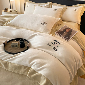 Classe semplice ricamo floreale in velluto di latte addensato Set di quattro pezzi <span class=keywords><strong>autunno</strong></span> inverno caldo per neonati materni lenzuola per la casa - Product Image 3