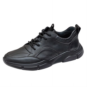 Zapatos para correr de cuero genuino de vaca para hombre, punta redonda, con cordones, suela de goma, forro de felpa, cómodos zapatos casuales para caminar - Product Image 4