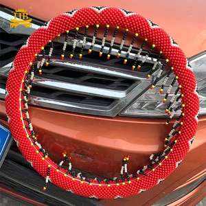 Vendita calda di <span class=keywords><strong>grandi</strong></span> dimensioni diamantata con Design decorativo coprivolante per auto moda universale Custom coprivolante per auto - Product Image 6