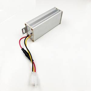 Módulo convertidor de CC de 48V a 12V de nueva condición para motocicletas y scooters eléctricos para uso en el extranjero disponible en almacenes extranjeros - Product Image 1