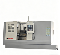 Centre d'usinage CNC robuste Tck70-1500 pour l'usinage d'arbres longs et de diamètres importants