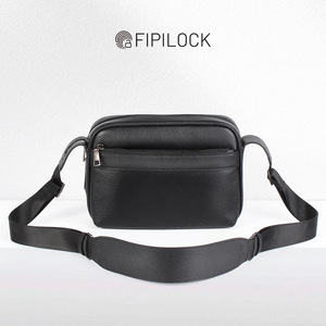 Fipilock男士真皮斜挎包带指纹锁时尚男士单肩包 - Product Image 3
