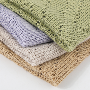 Vente en gros 330gsm polyester couleur unie laine aiguille grossière tissu texture tissu extensible femmes pull châle tissu - Product Image 4