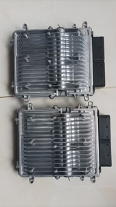 Excavadora EDC17CV52, La ECU es la unidad de control del motor 04216846 del modelo 0281020172, y 13440651 es el número de serie. - Product Image 5