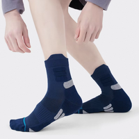 Chaussettes de tennis pour hommes, mi-mollet, respirantes, à séchage rapide, en coton tricoté, antibactériennes, antidérapantes, anti-humidité, pour le printemps