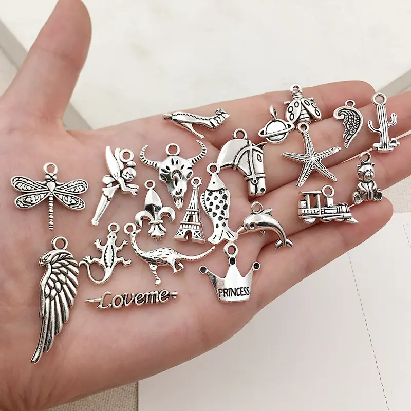 MIX 100 PCS JIALEEY Atacado Bulk Lots Jóias Fazendo Prata Encantos Misturados Suave Tibetano Prata Metal Encantos Pingentes DIY para N