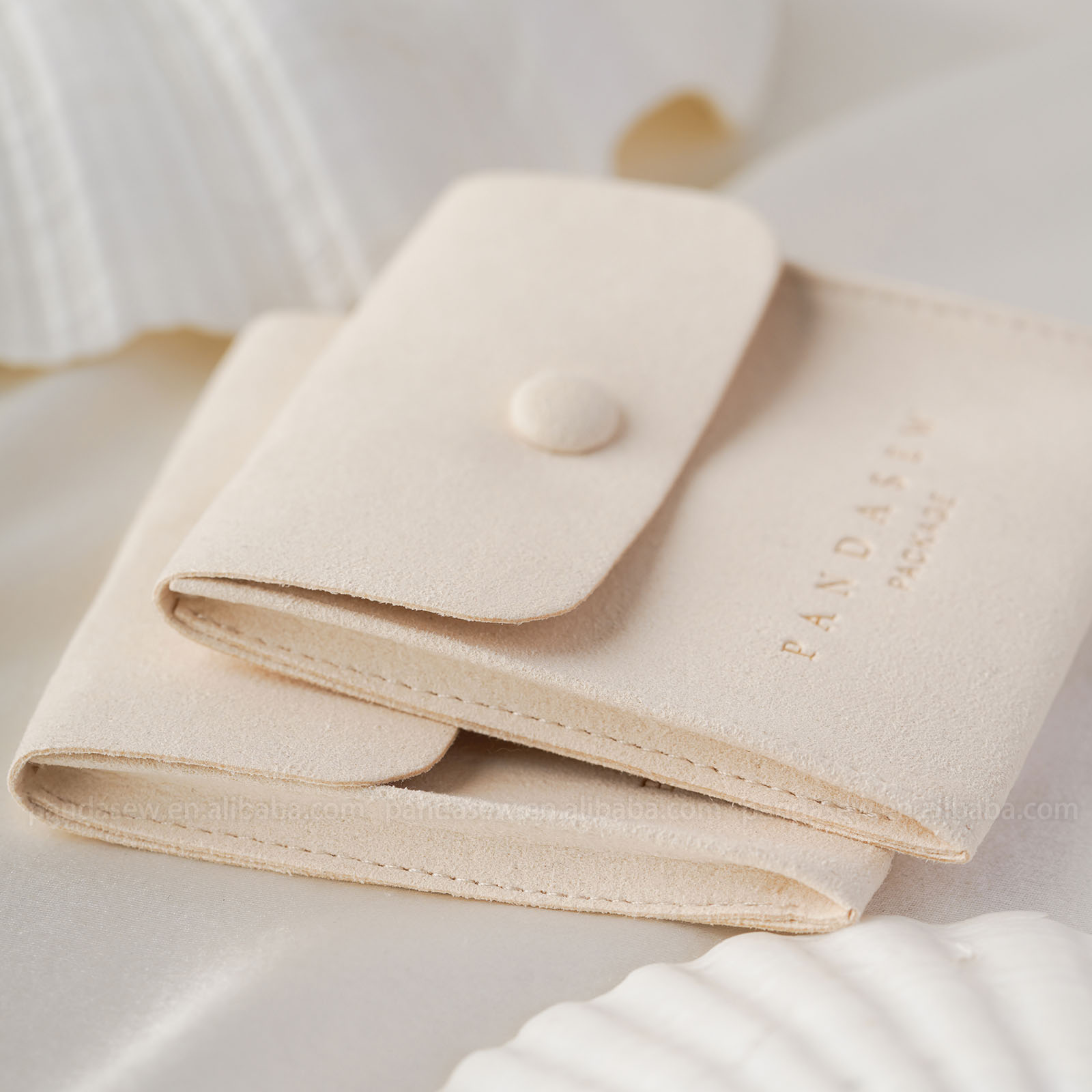 packages for jewelry