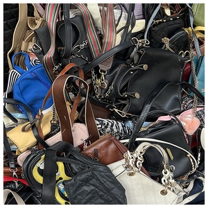 GZ Ukay Ukay Bales Sacs à main de marque d'<span class=keywords><strong>occasion</strong></span> pour femmes, sacs à bandoulière tendance, sacs mixtes de luxe légers pour femmes, usagés à bas prix - Product Image 6