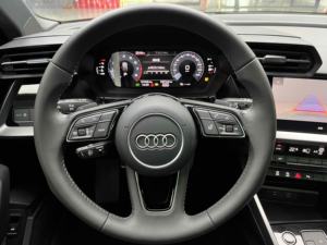 2021 <span class=keywords><strong>Audi</strong></span> <span class=keywords><strong>A3</strong></span> berline traction avant essence 1.4T 150 chevaux L4 roues de 18 pouces 35 TFSI version sport de luxe conduite à gauche - Product Image 2