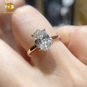 <span class=keywords><strong>Anello</strong></span> <span class=keywords><strong>Solitario</strong></span> in Oro Giallo 14K con <span class=keywords><strong>Diamante</strong></span> Ovale Certificato IGI, <span class=keywords><strong>Diamante</strong></span> CVD per Donna 1CT - Product Image 1